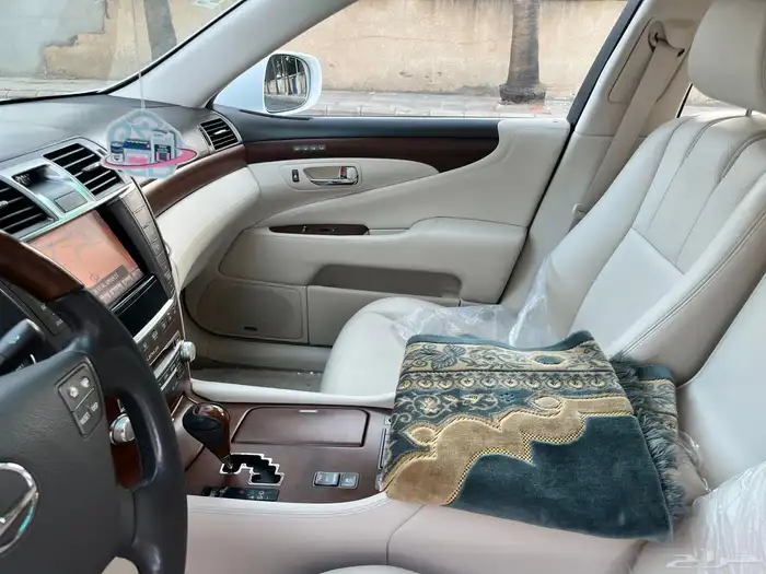لكزس مخزن 460 L سعودي (تم البيع) 60