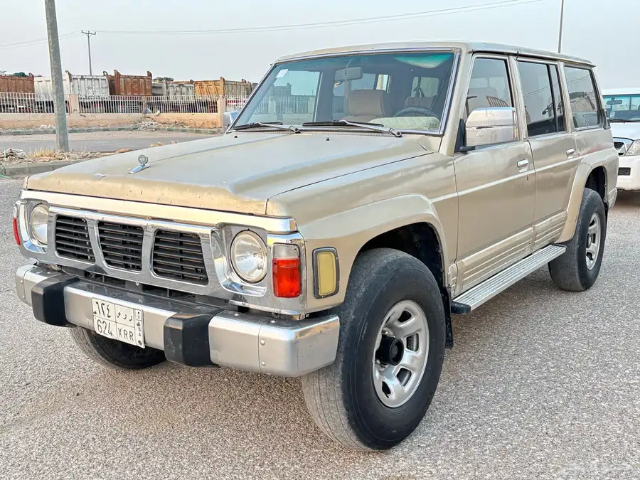 جيب نيسان سفاري موديل1993 4