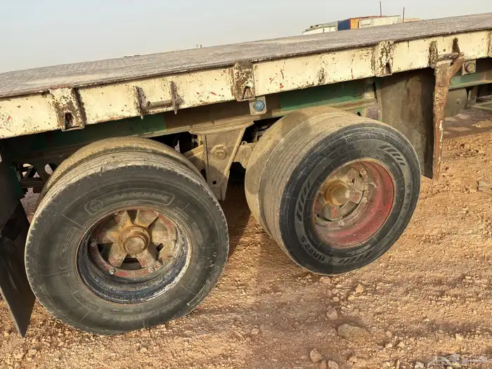 ألبي موديل 93 قير عايدي منافيخ خلفي سطحه طولها 12 محورين 1