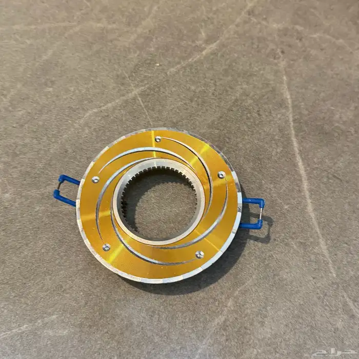 اهداء ولوجة الله كشافات ذهبية 1