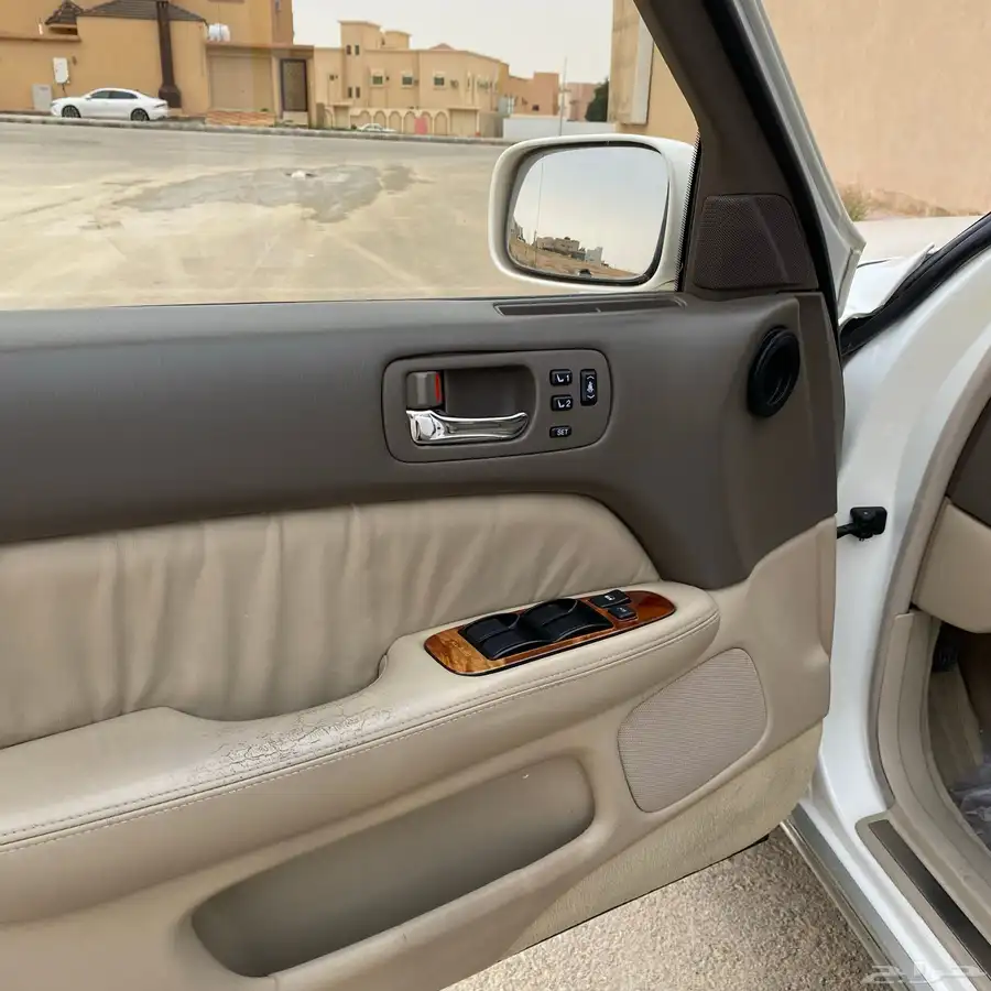 لكزس1999 10