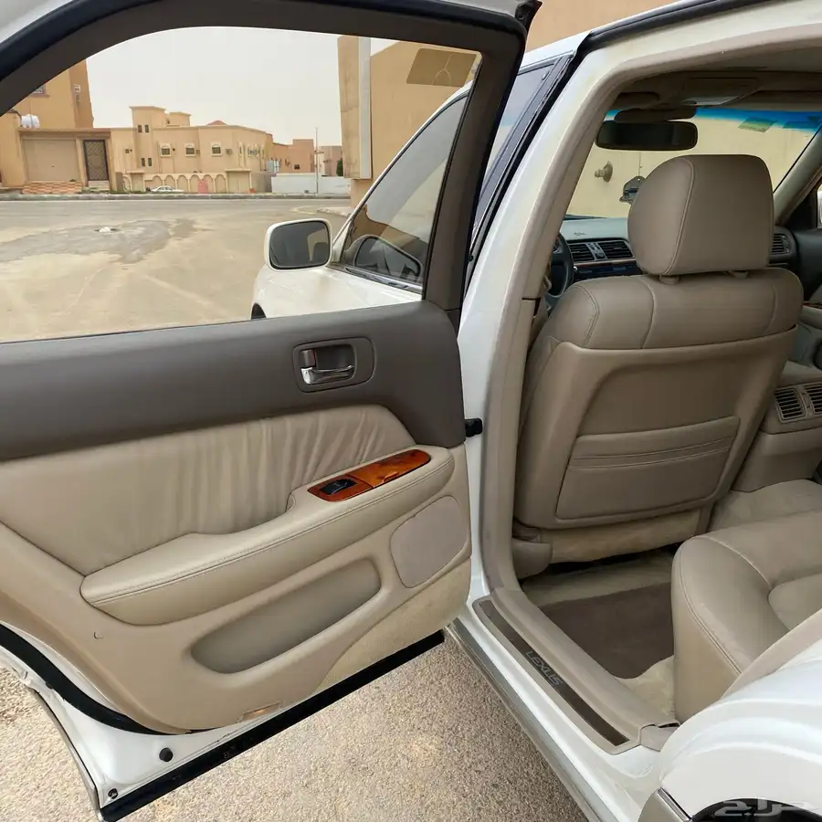 لكزس1999 16