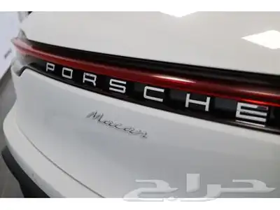 2023 Porsche Macan AWD 3