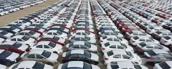 سعر السيارة لماذا 0