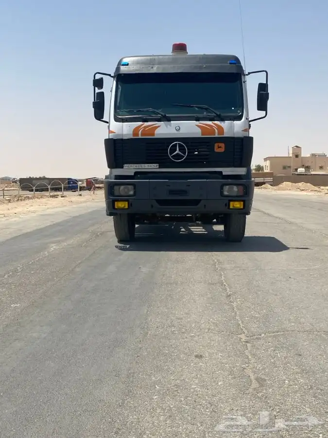 للبيع راس اللبي مورسيدس موديل 92 2