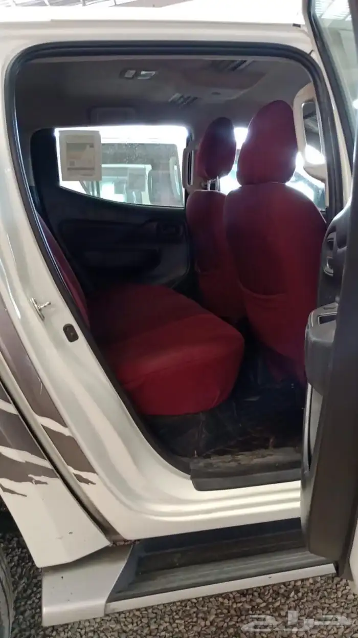 مستبيشي L200 2022 خليجي مثبت سرعه شاشة 4
