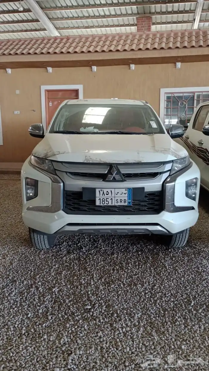 مستبيشي L200 2022 خليجي مثبت سرعه شاشة 0