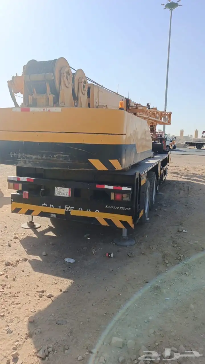 كرين 25طن XCMG موديل 2021 3
