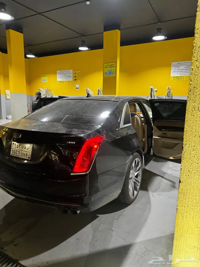 كاديلاك CT6 2