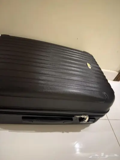 شنطة سفر للبيع 0