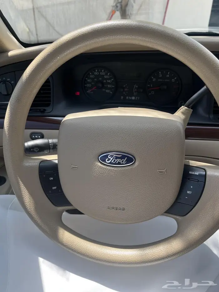 كراون فكتوريا 2011 4