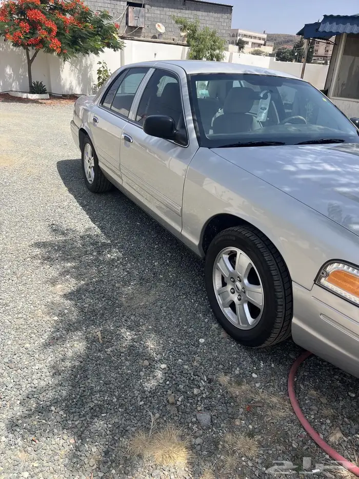 كراون فكتوريا 2011 0