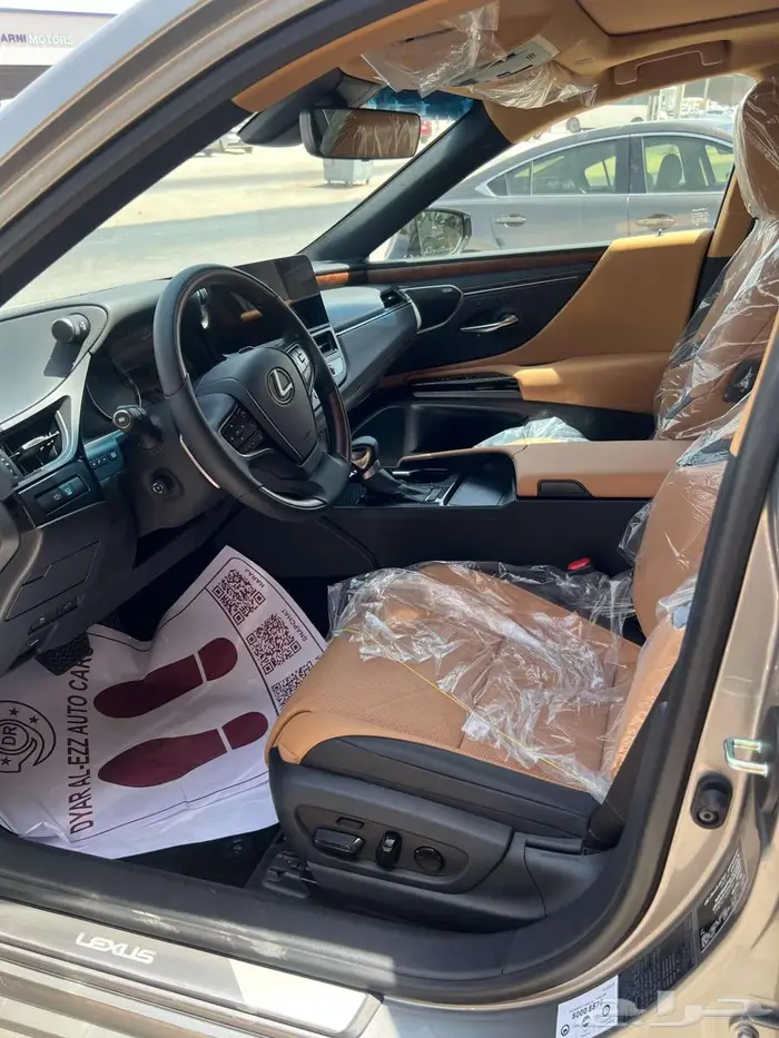 لكزس ES 350 DD بحريني 2025 رمادي وتيتانيوم 29