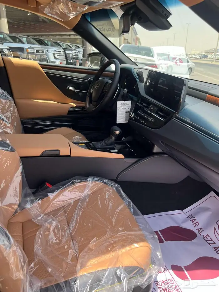 لكزس ES 350 DD بحريني 2025 رمادي وتيتانيوم 23