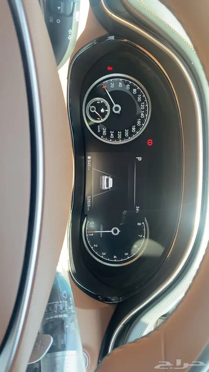 جنيسس GV70 بريميوم 4