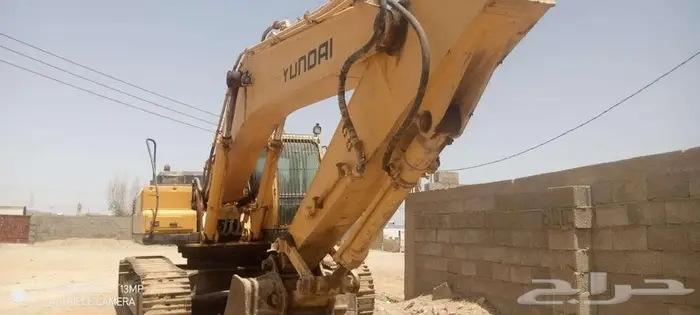 بوكلينات هونداي نظيفة مقاس كبير للايجار 4