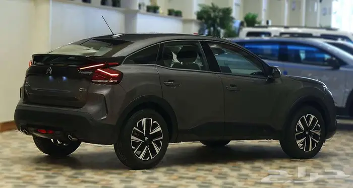 سيتروين C4 Feelback 2024 أناقة وأداء لا يضاهيان 10