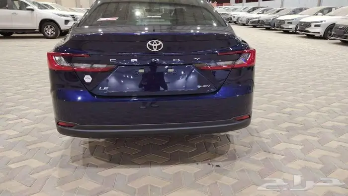 تويوتا كامري LE هايبرد 2025 9