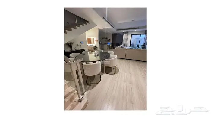 للإيجار   فيلا مودرن بتصميم فاخر وموقع مميز 13