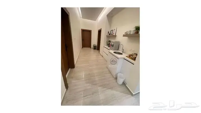 للإيجار   فيلا مودرن بتصميم فاخر وموقع مميز 29