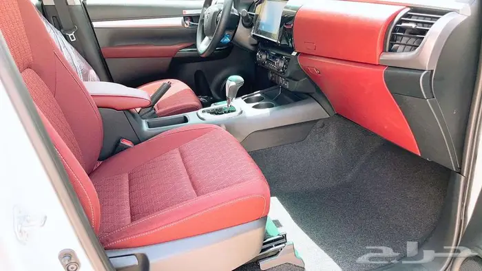 هايلوكس غمارتين S-GLX 4 4 اوتوماتيك 2.4 ديزل 2025 10