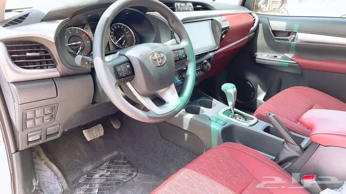 هايلوكس غمارتين S-GLX 4 4 اوتوماتيك 2.4 ديزل 2025 6