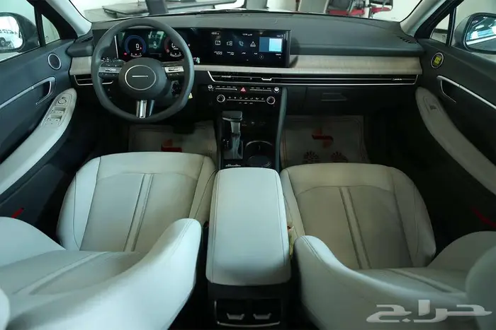 هيونداي سوناتا فليت 2025 قيادة تجمع بين القوة والفخامة 19