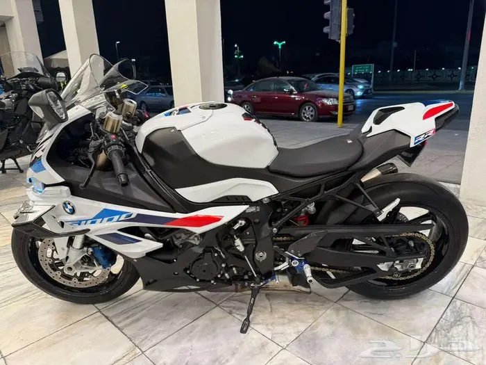 ريس بي ام دبليو S1000rr M package 2