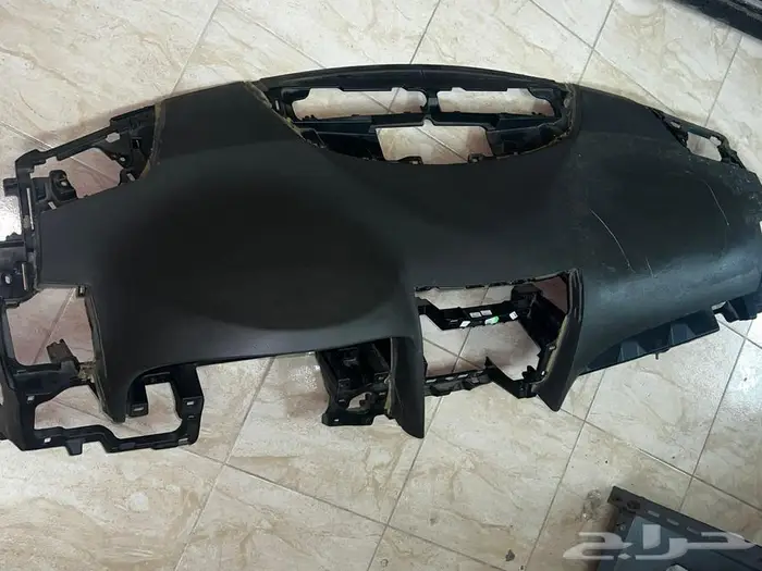 قشرة طبلون كامري 2011 2