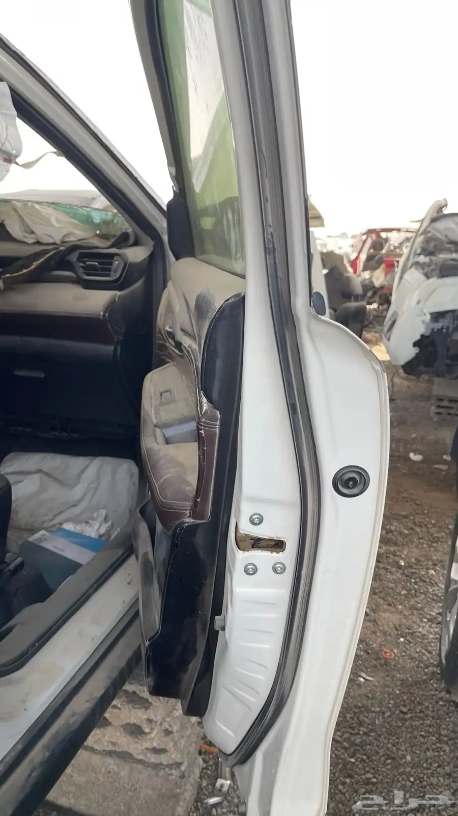 زجاج باب اوربان 3