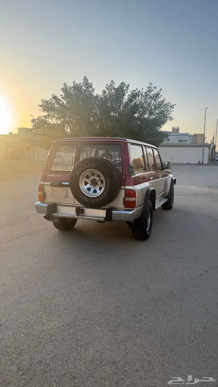 للبيع نيسان باترول موديل 1990 3