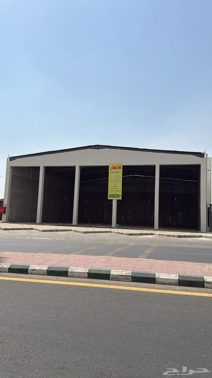 معارض للإيجار ( مثلث الريش ) 0