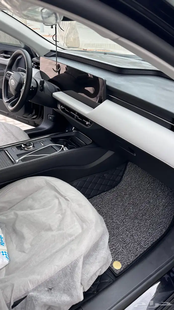 ارضيات جلد سماكة 12 لجميع السيارات ضمان سنتين 2