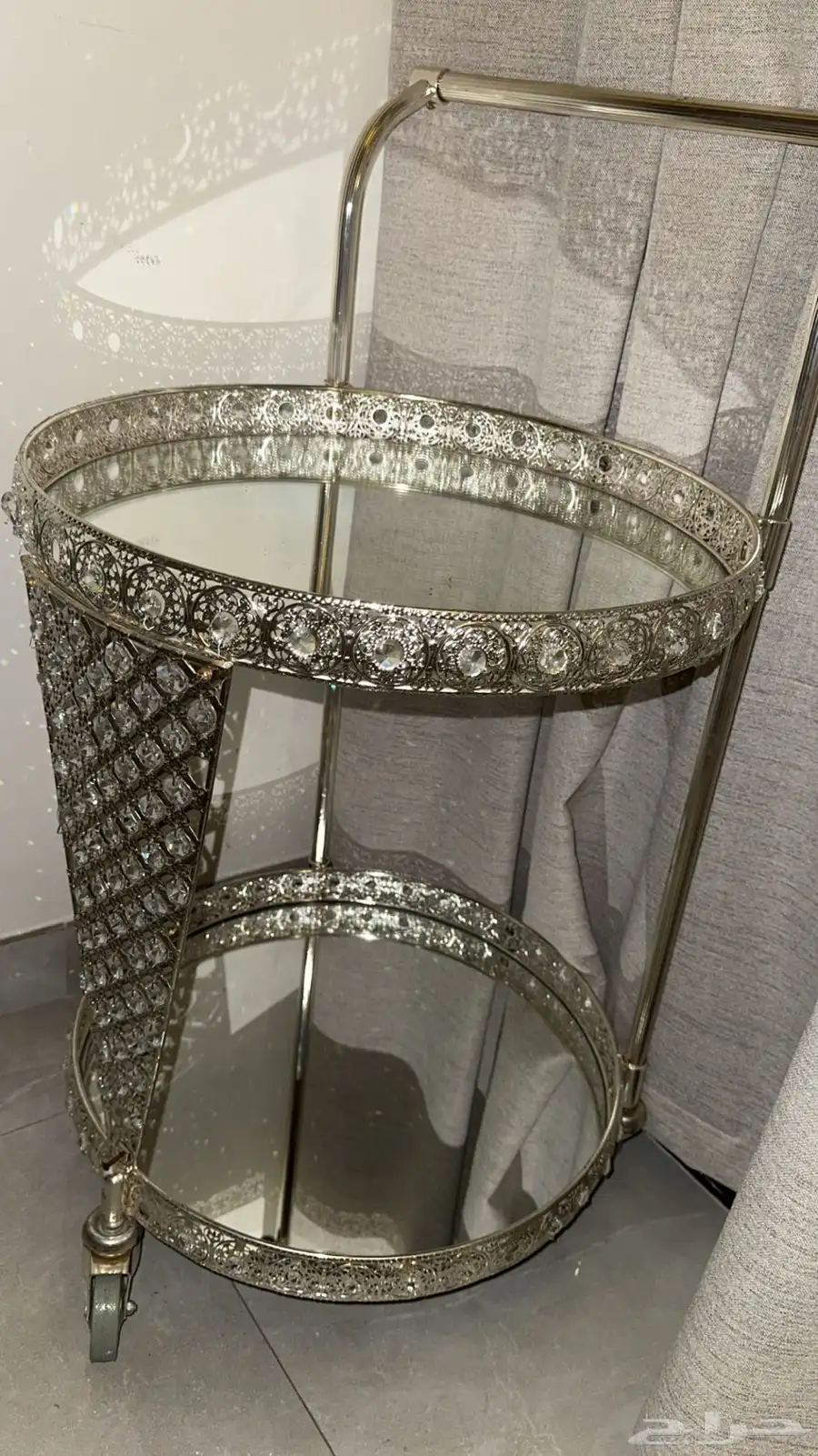 عربية ملكة 2