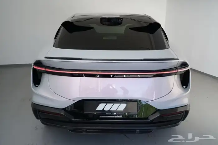 لوتس التري Lotus Eletre R 2025 سعر مخفض 3