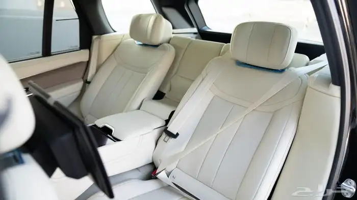 رنج روفر اوتوبايوغرافي 2025 7