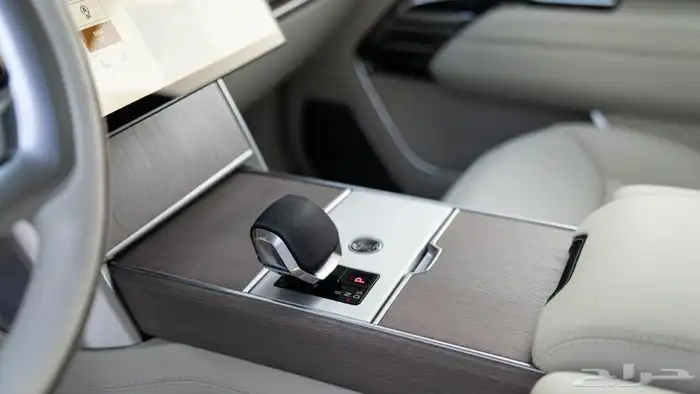 رنج روفر اوتوبايوغرافي 2025 5