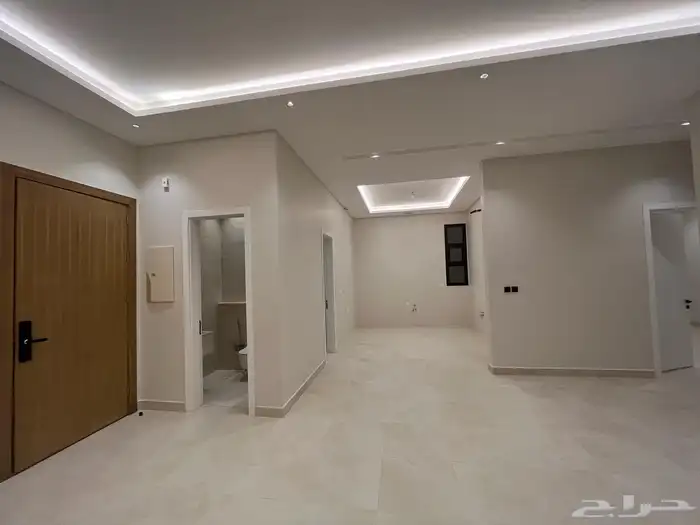 شقة للبيع في حي العارض 6