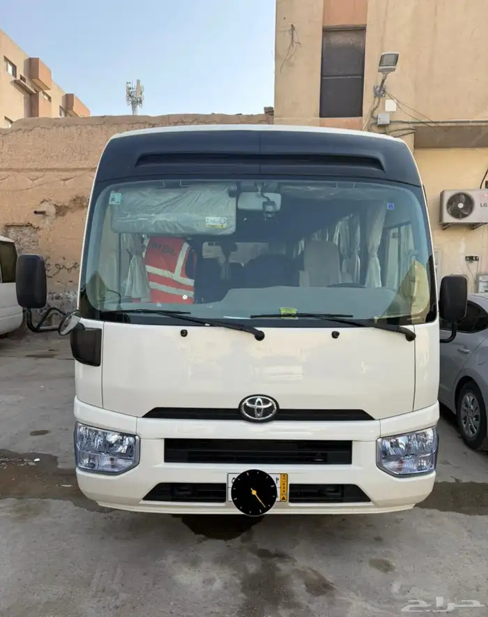 باص كوسستر ديزل لإيجار موديل 2023 0