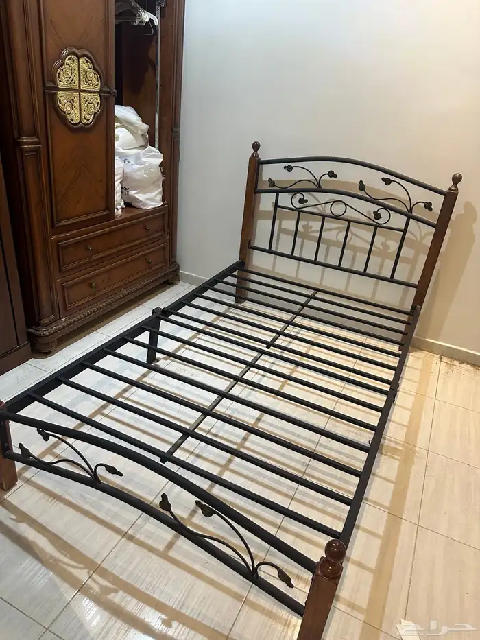 سريرين للبيع 0