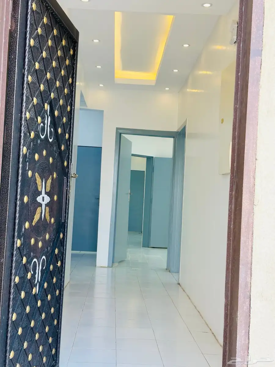 شقة ارضيه جديده للايجار حي النهضه خلف حرس الحدود بنجران 2