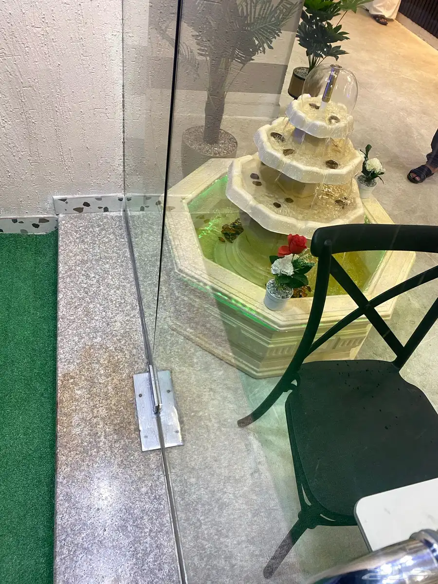نوافير واحواض زرع فايبر 14