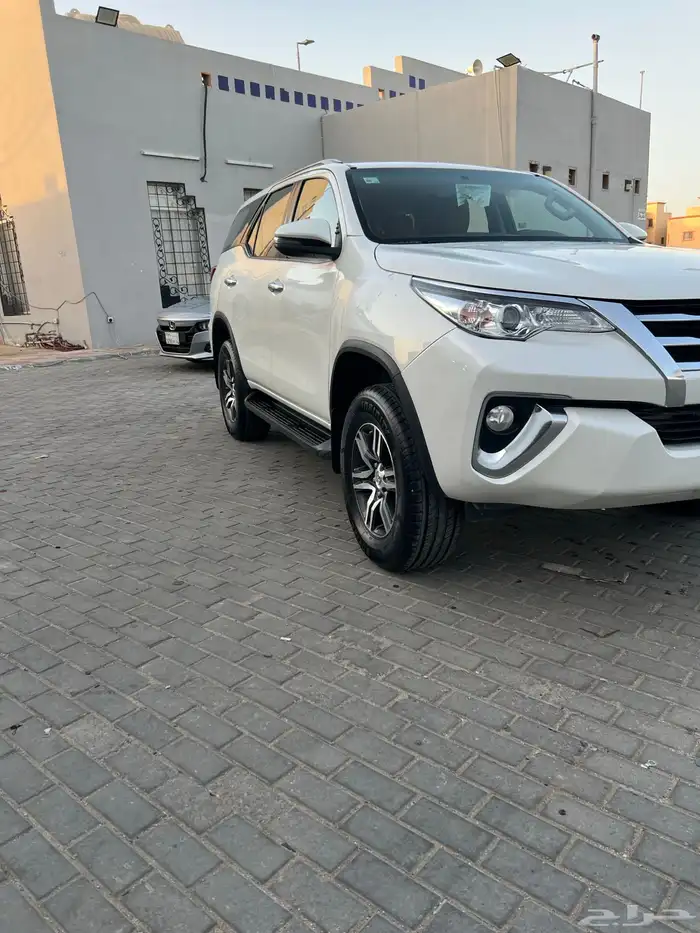 للبيع تويوتا فورشينر 2019 VX 1