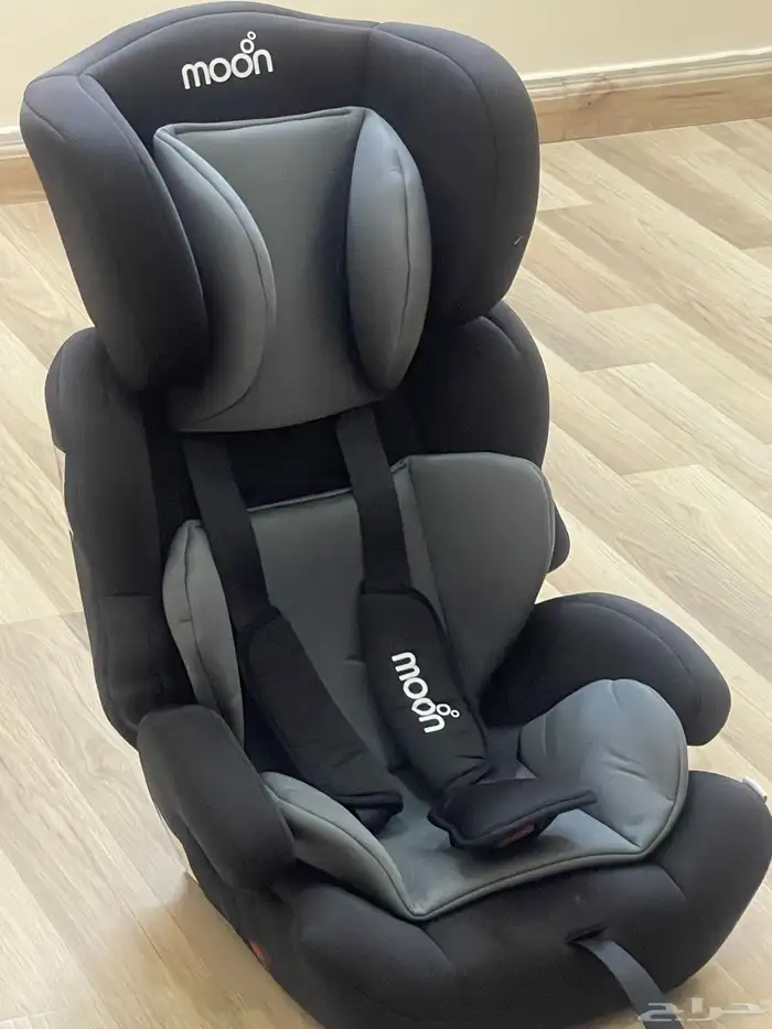 كرسي سيارة وسيوف للهدايا او لزينة بيوت الشعر 0