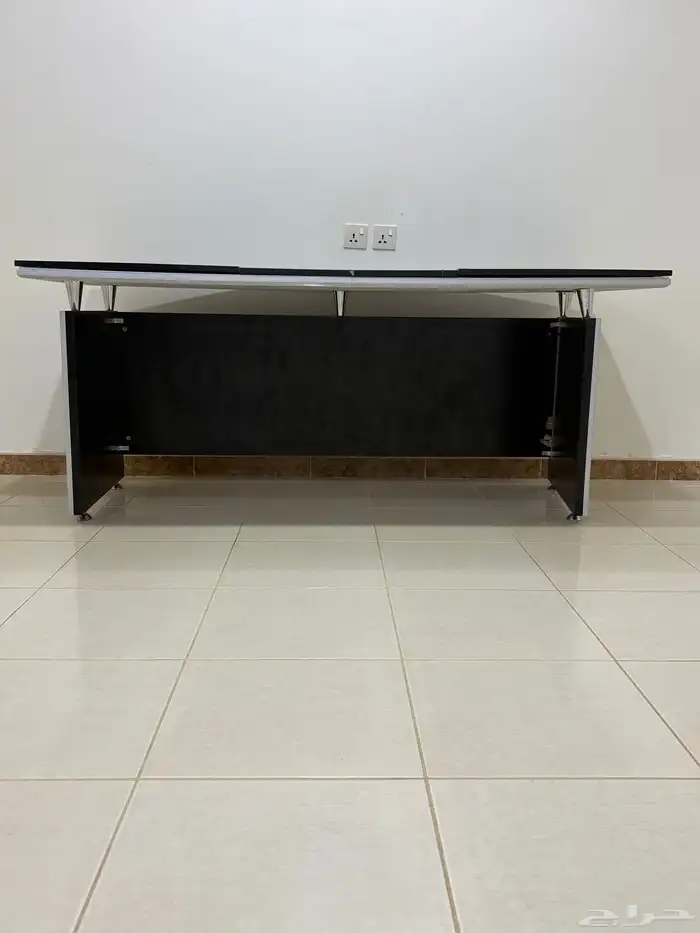 طاولة مكتب للبيع 3