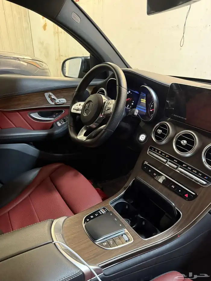 مرسيدس glc200 للتنازل 2022 4