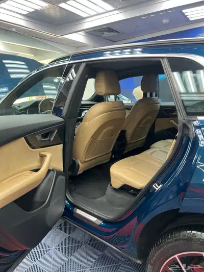 اودي Q8 2019 9