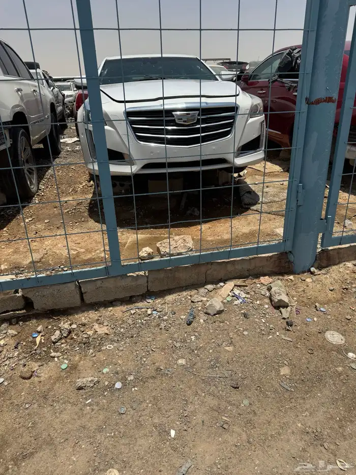 كاديلاك بانواعه للبيع قطع غيار فقط 18