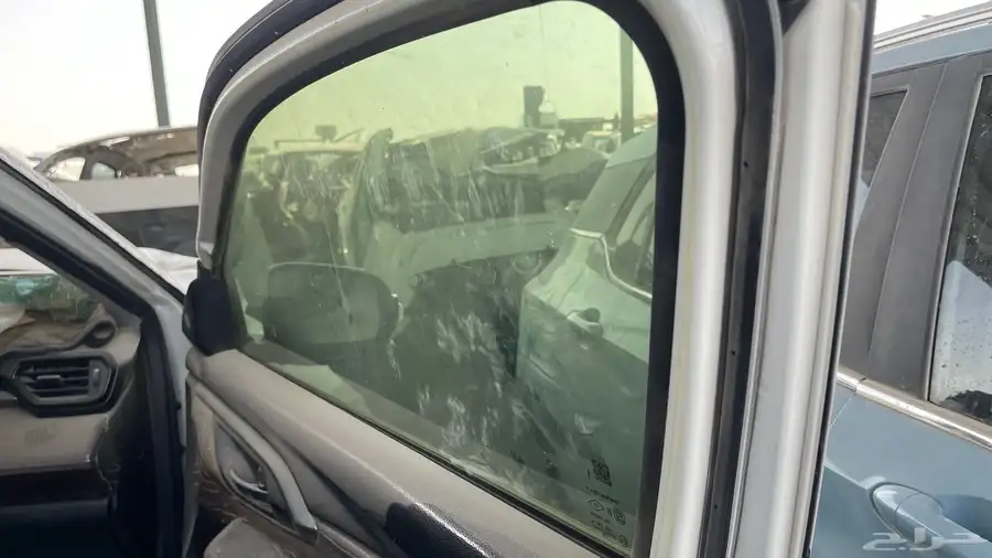 زجاج باب اوربان 0