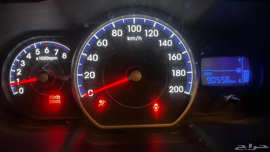 i10 0